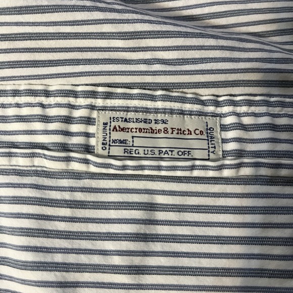 Abercrombie & Fitch Men's Striped Button-Down Dress Shirt 100% Cotton, Size L - Picture 6 of 7